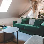 Apartment Saltbloom