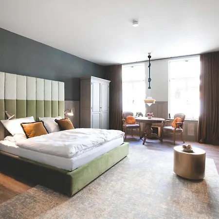 Saltbloom Apartment *